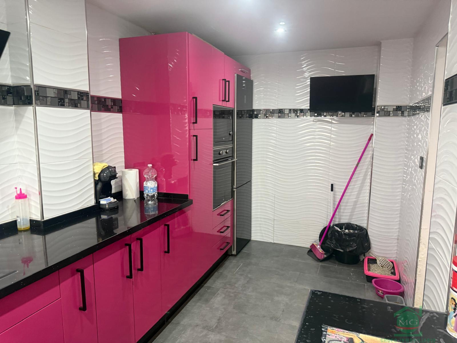 For sale of house in San Roque
