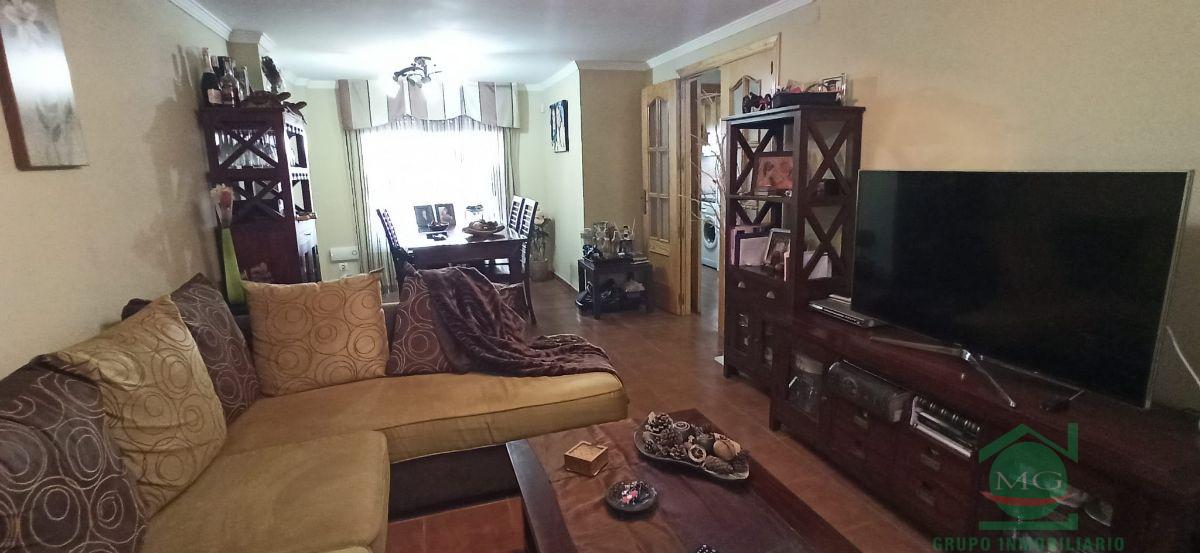 For sale of house in La Linea de la Concepcion
