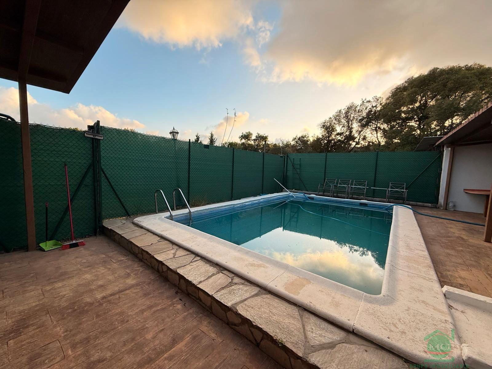 Venta de finca rústica en Los Barrios