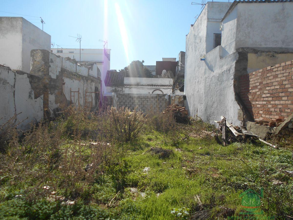 For sale of land in San Roque