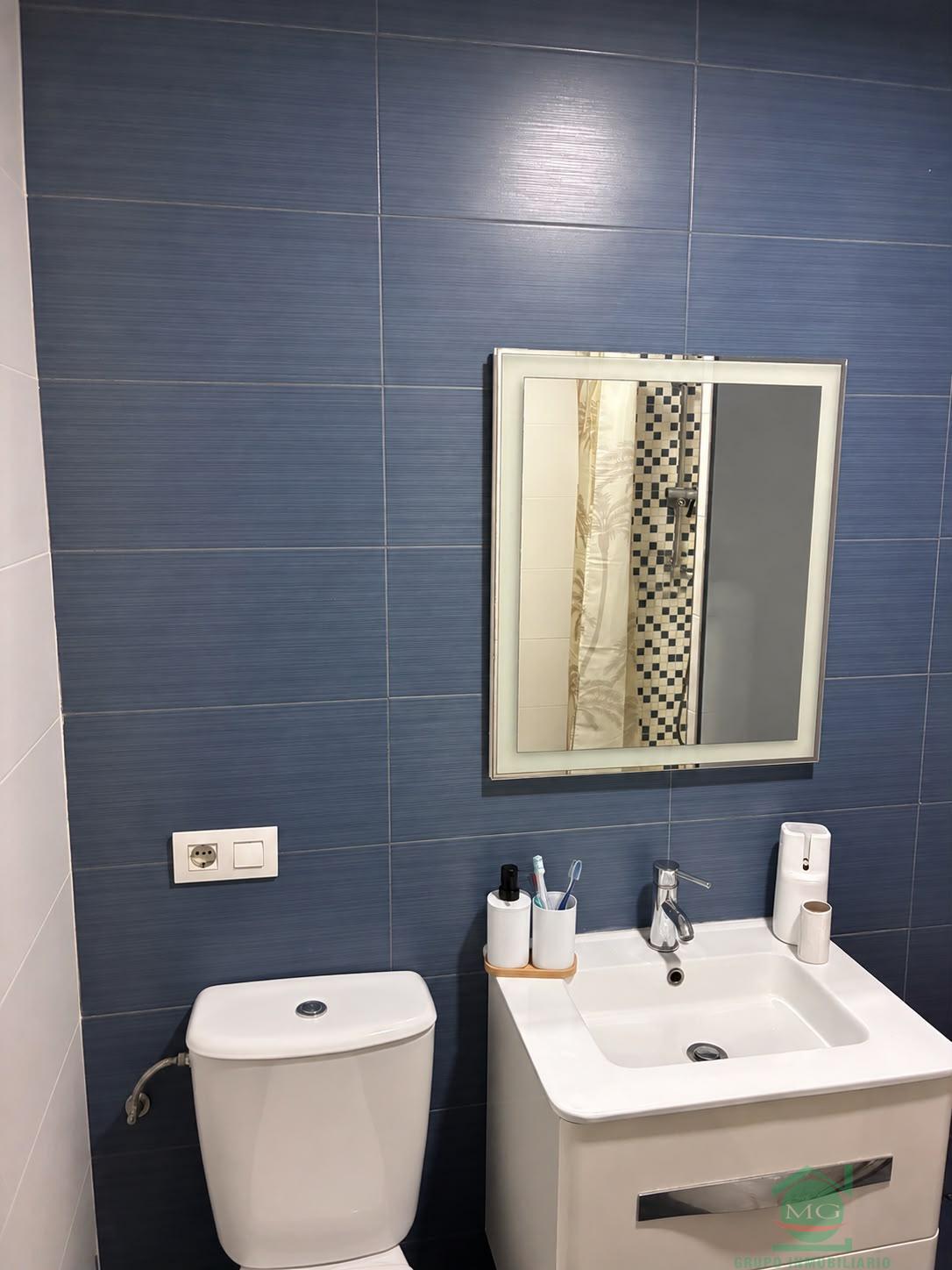 Venta de piso en Los Barrios