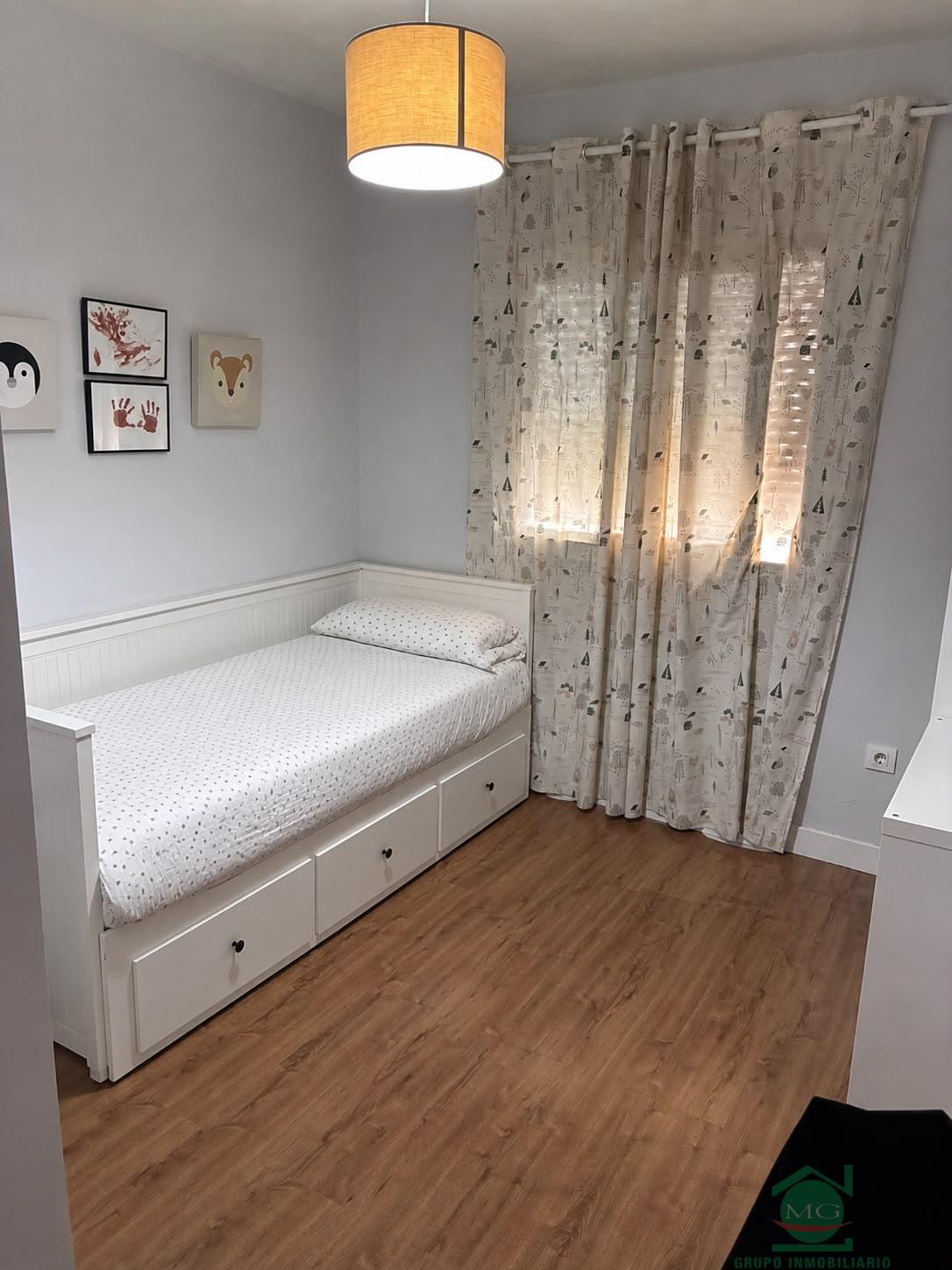 Venta de piso en Los Barrios