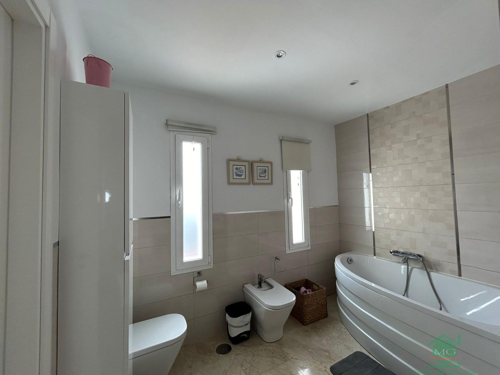 Venta de casa en Casares