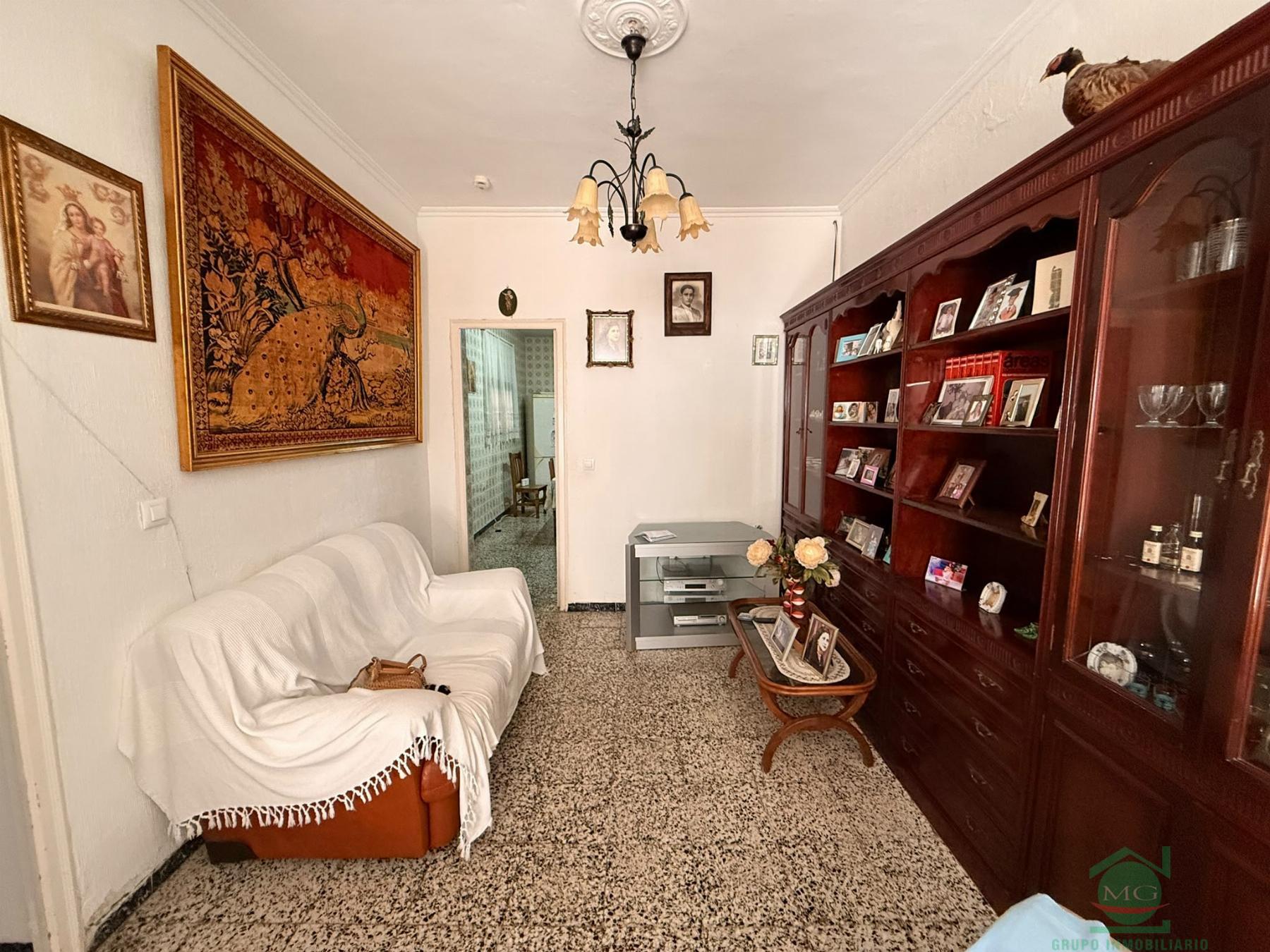 Venta de casa en Los Barrios