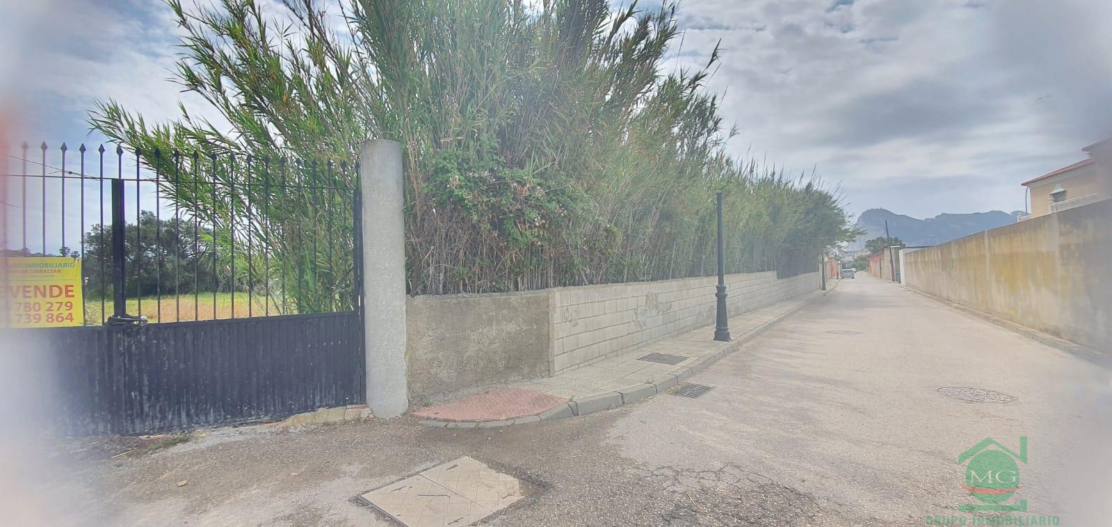 For sale of land in San Roque