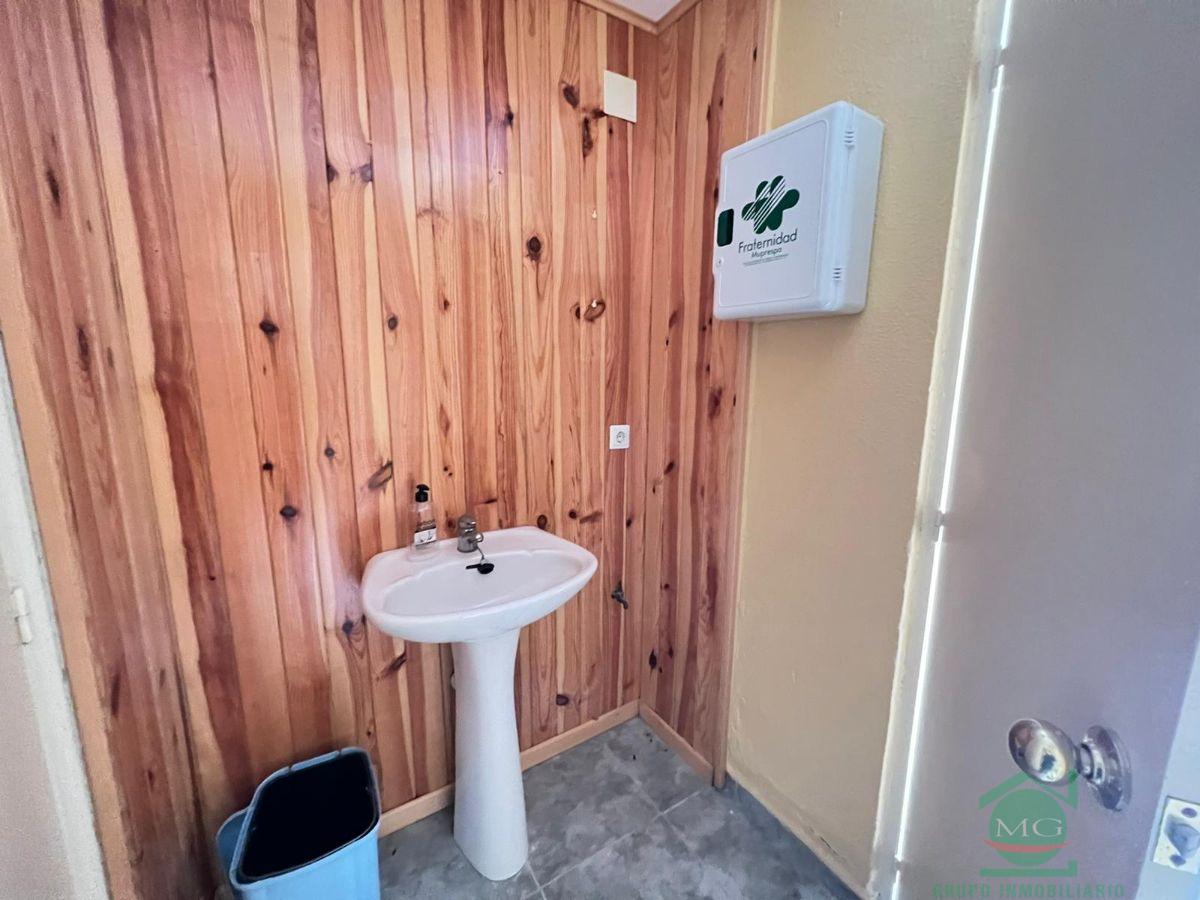 For sale of commercial in San Roque