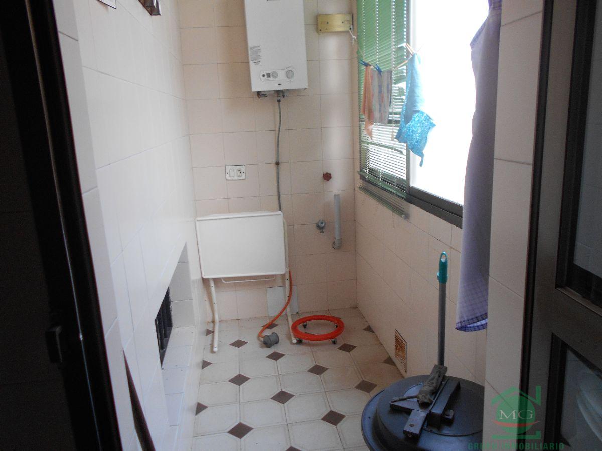 For sale of duplex in San Roque