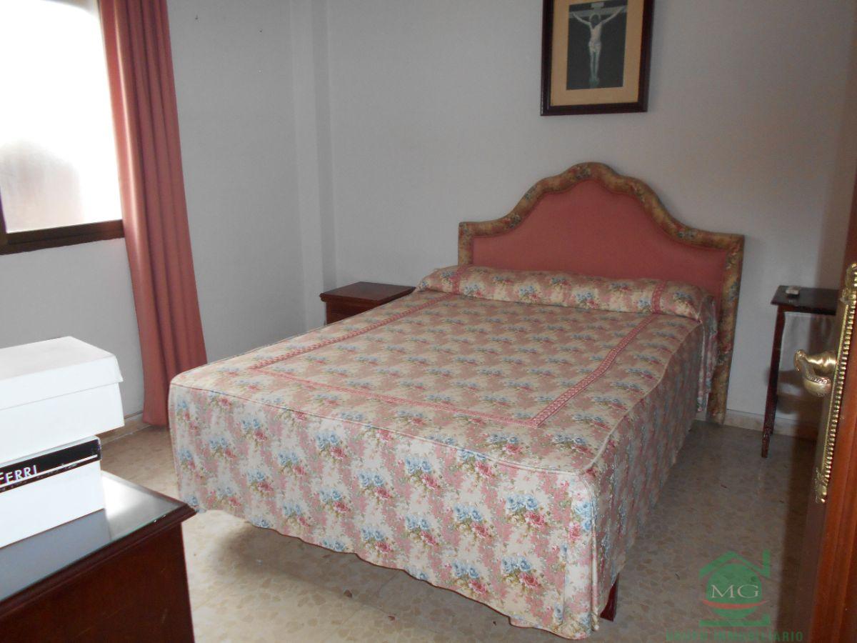 For sale of duplex in San Roque