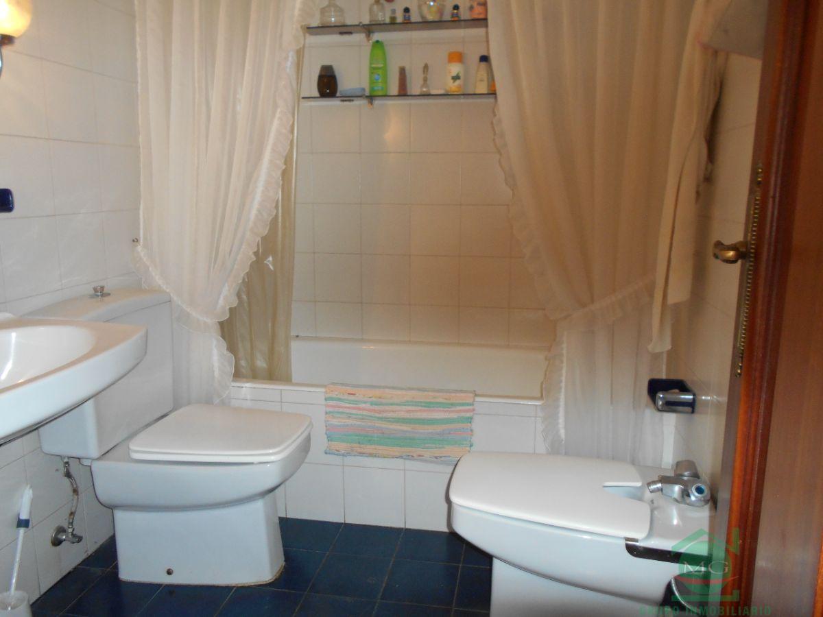 For sale of duplex in San Roque