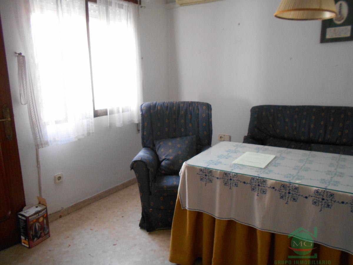 For sale of duplex in San Roque