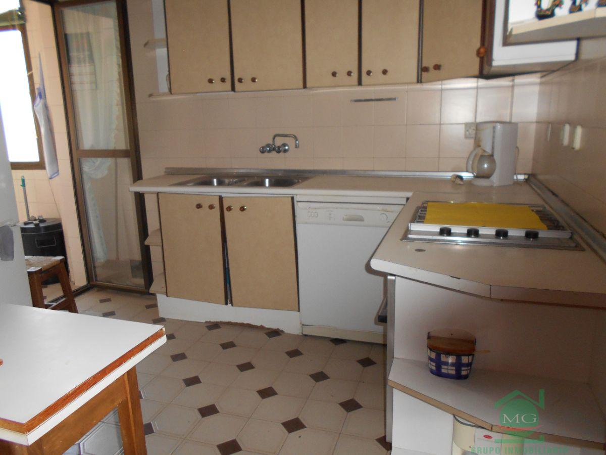 For sale of duplex in San Roque