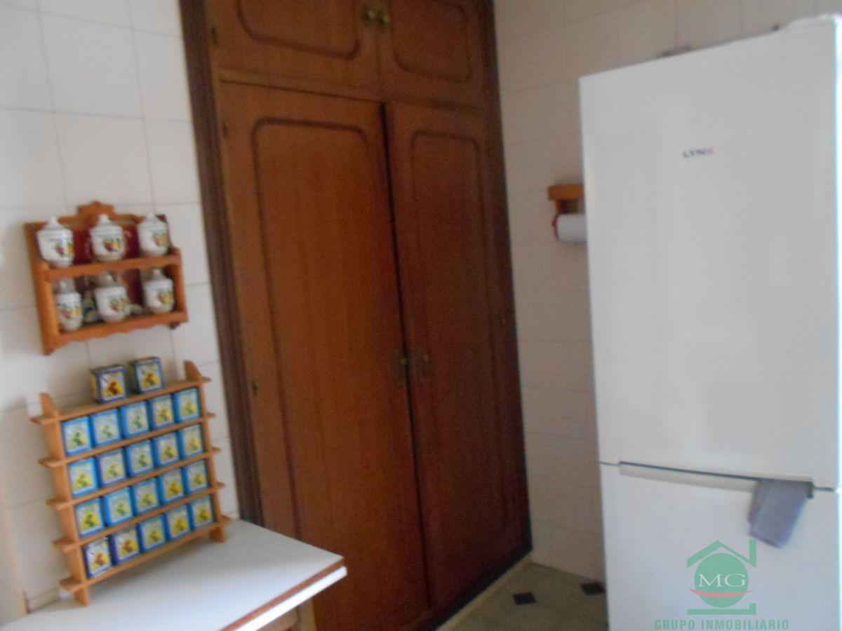 For sale of duplex in San Roque