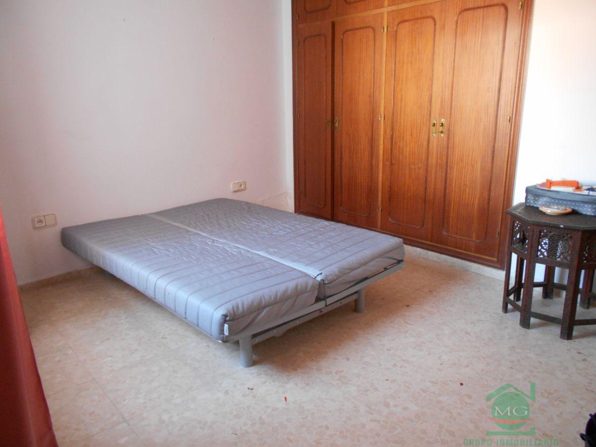 For sale of duplex in San Roque