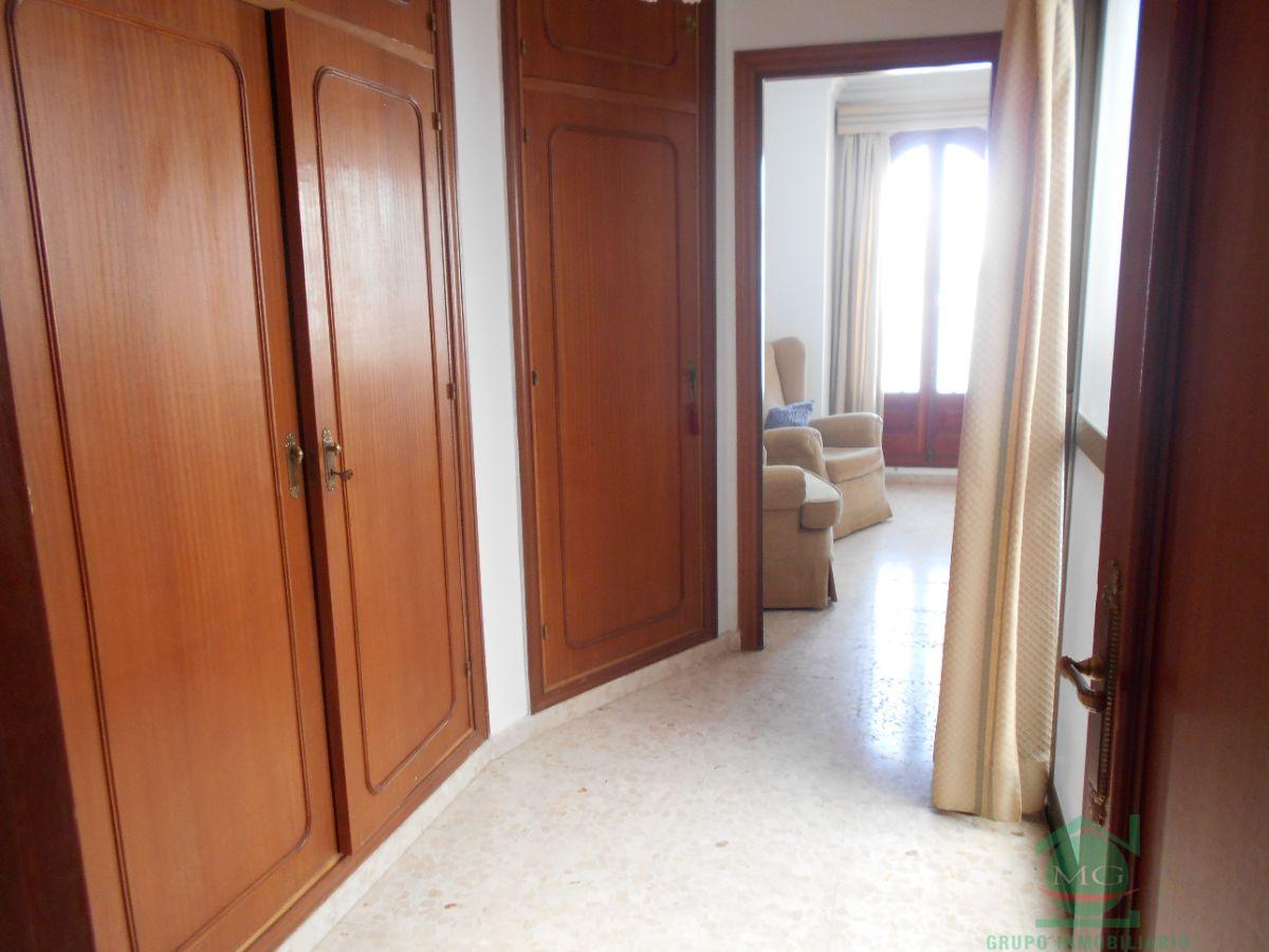 For sale of duplex in San Roque