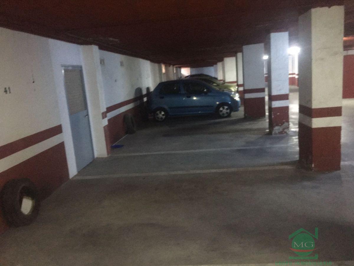 For sale of garage in San Roque
