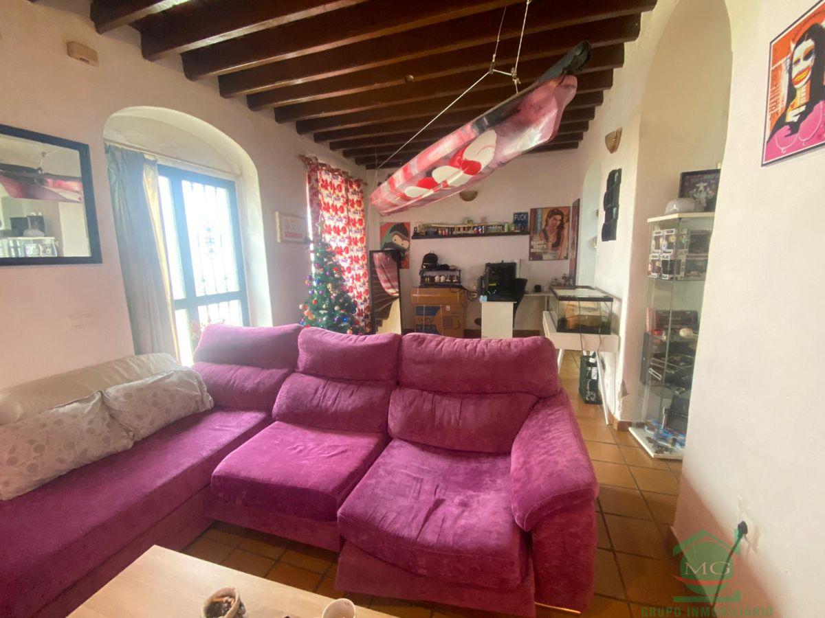 For sale of house in San Roque