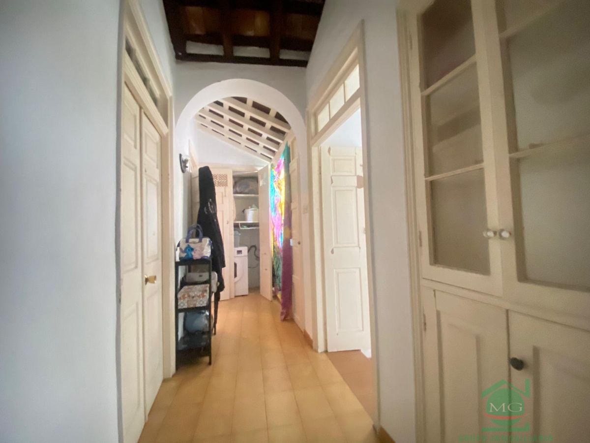 For sale of house in San Roque