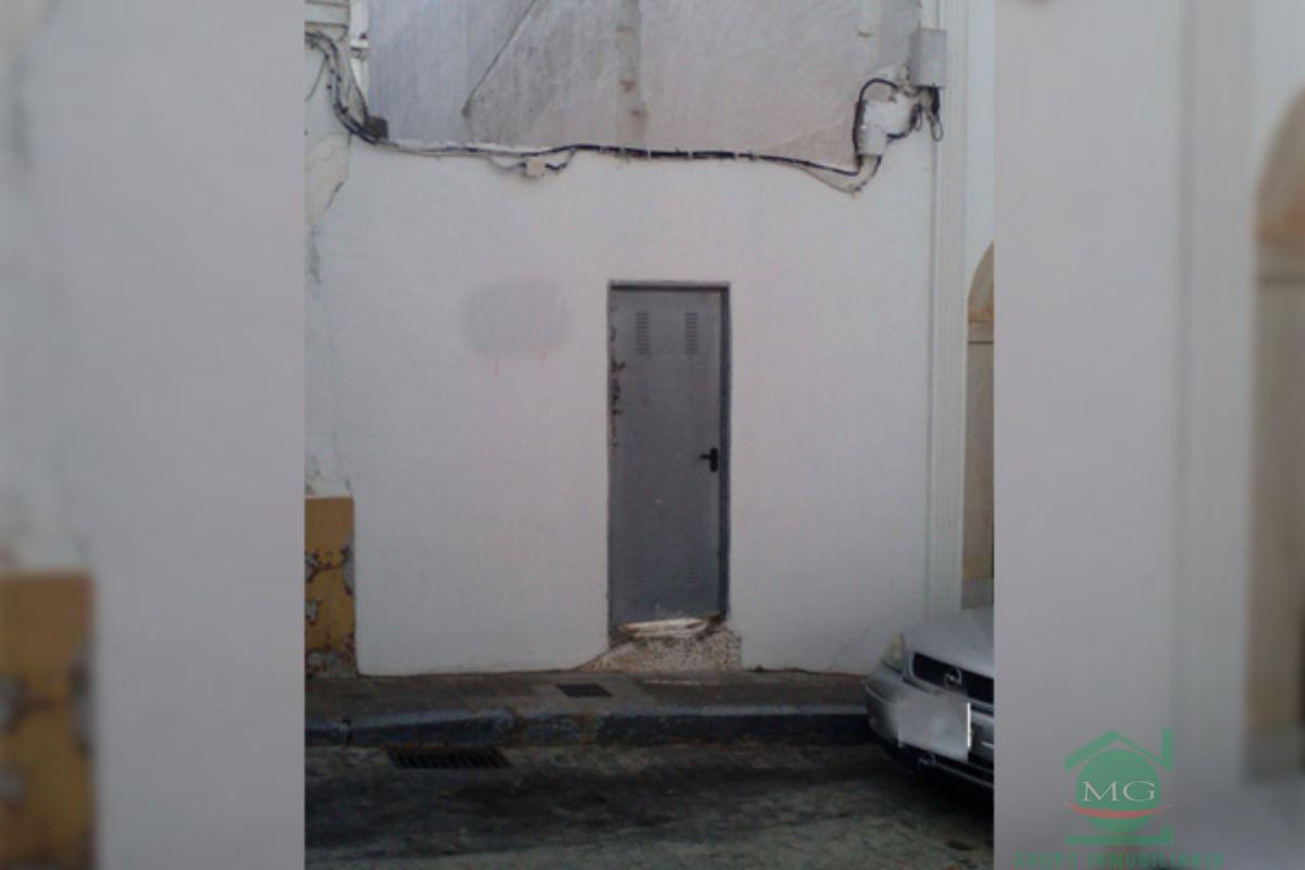 For sale of land in San Roque