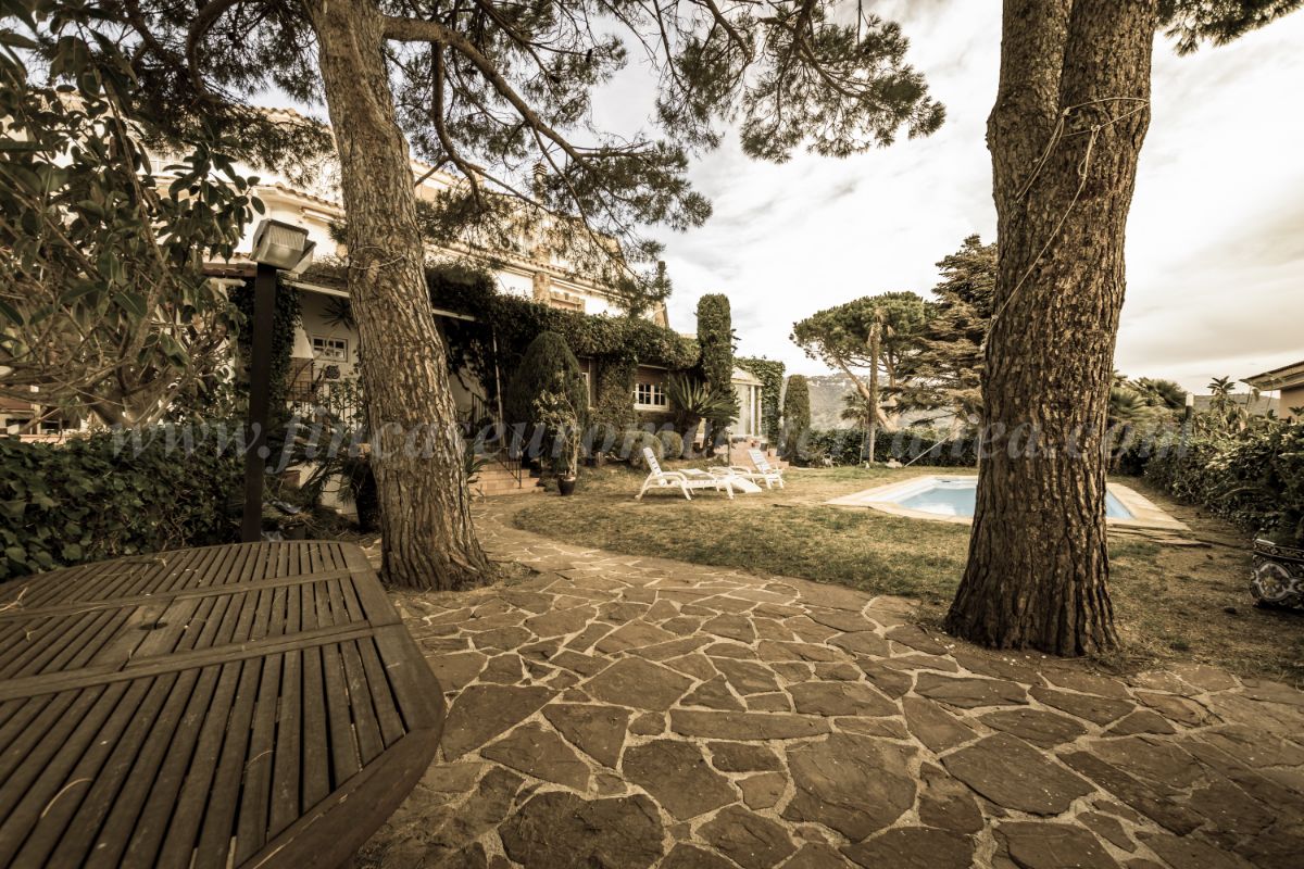 For sale of house in Calella