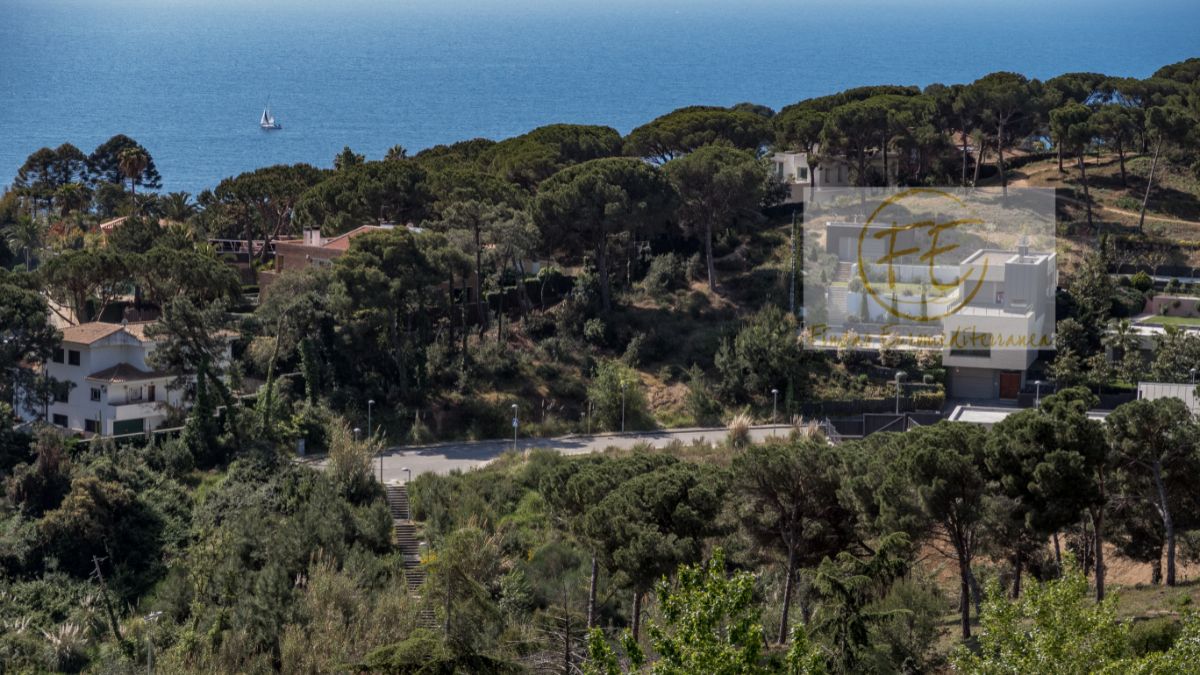 Köp av marken i Blanes