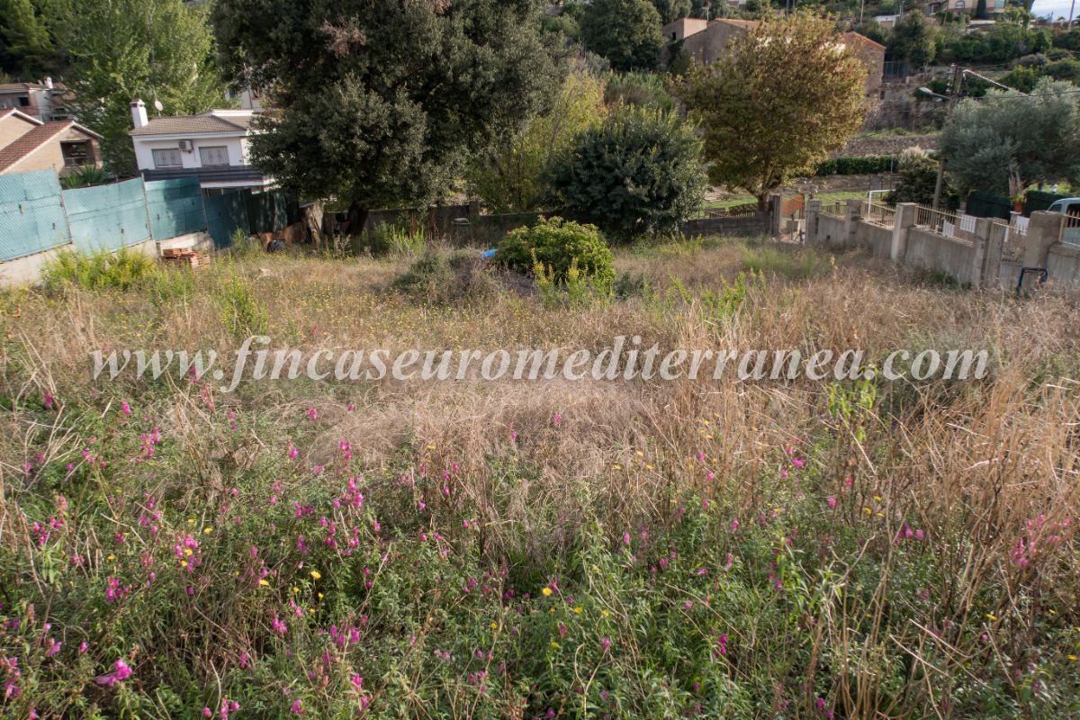 For sale of land in Santa Susanna