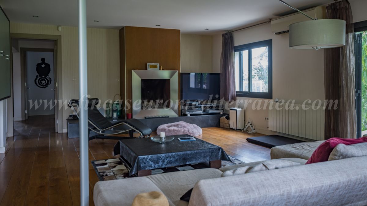 For sale of house in Cabrera de Mar