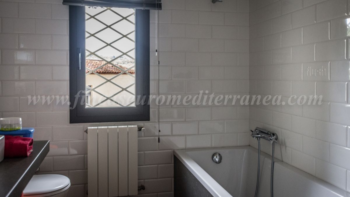 For sale of house in Cabrera de Mar