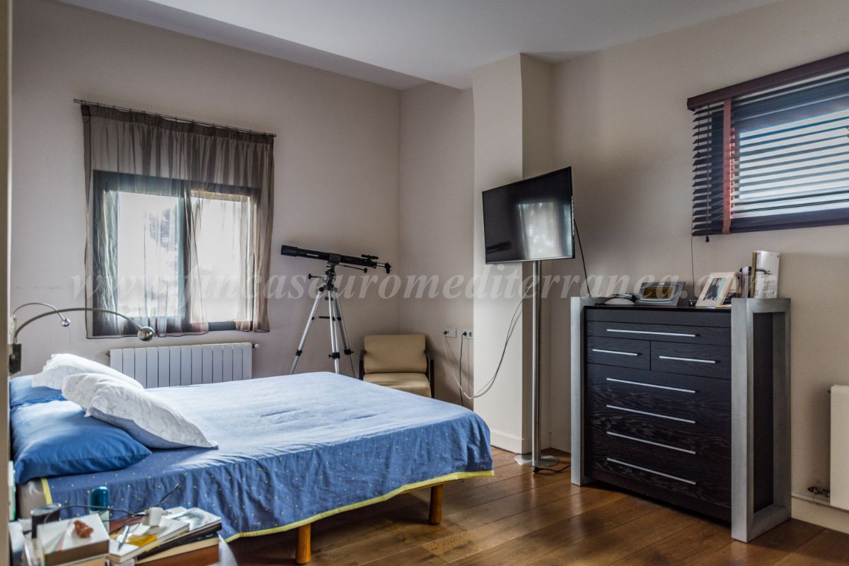 For sale of house in Cabrera de Mar
