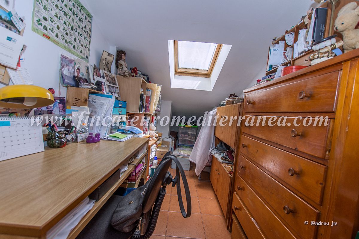 For sale of house in Teià