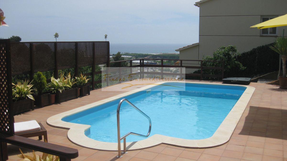 For sale of house in Santa Susanna