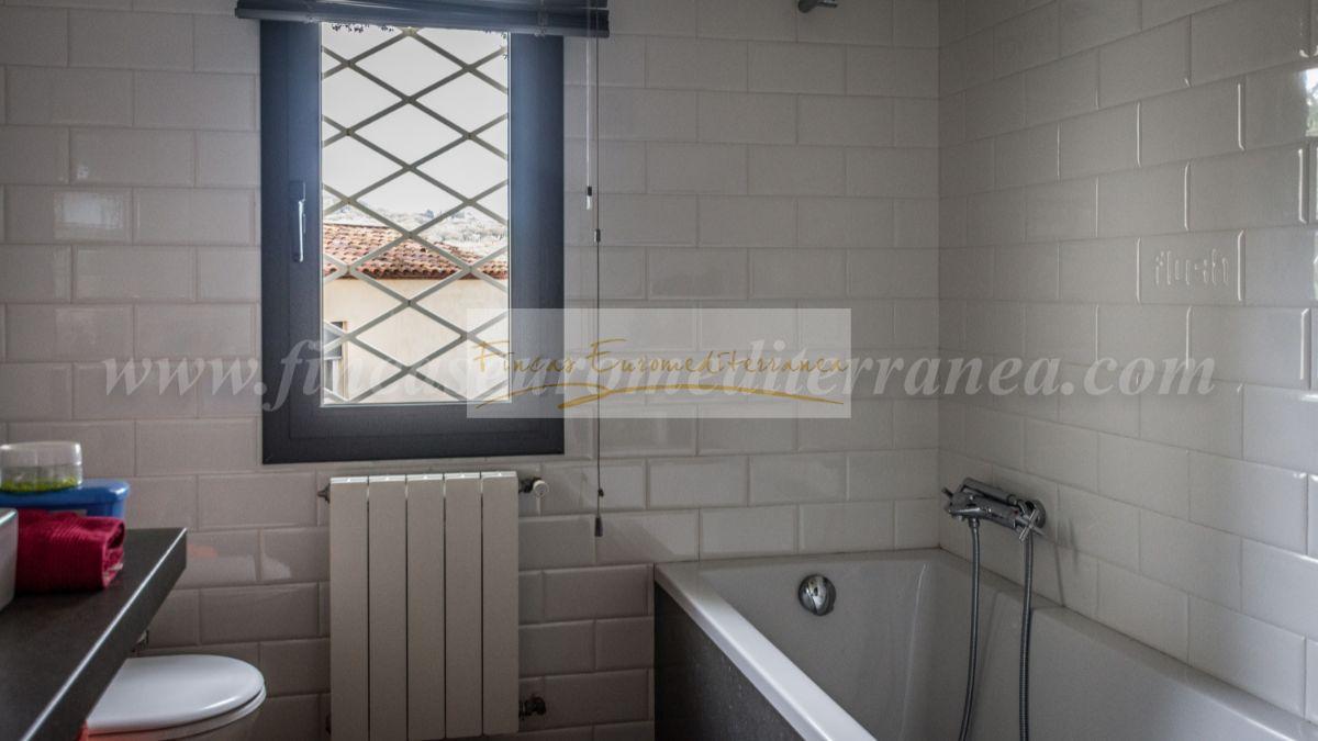 For sale of house in Cabrera de Mar