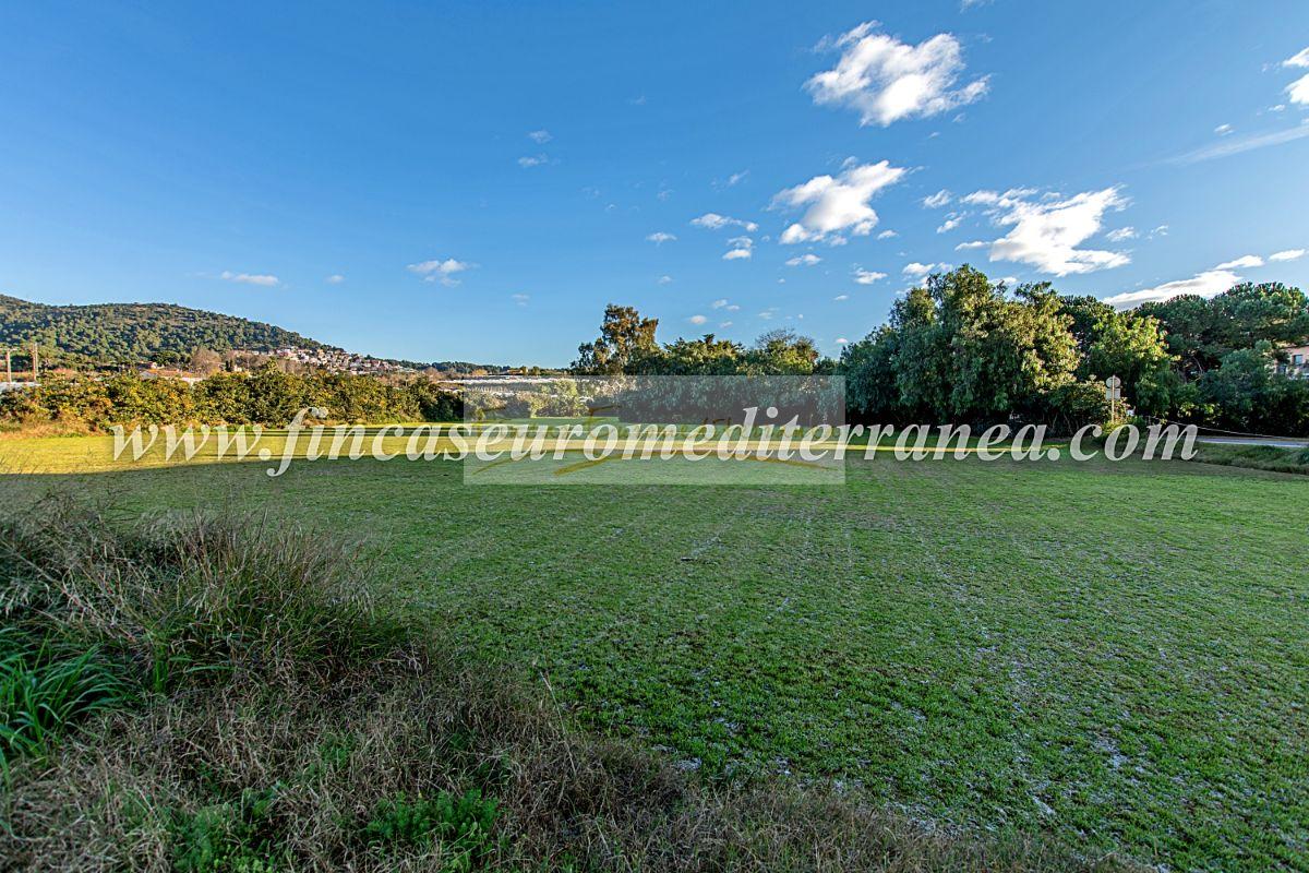 Venda de villa a Pineda de Mar