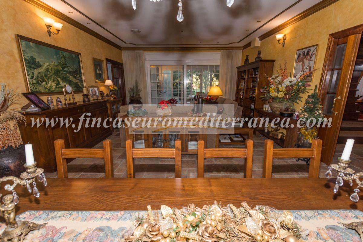 For sale of villa in Pineda de Mar