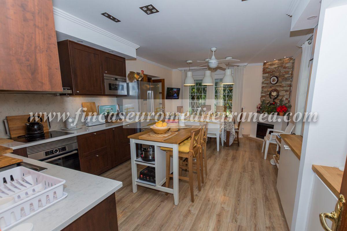 For sale of villa in Pineda de Mar