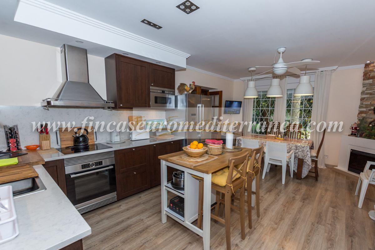 For sale of villa in Pineda de Mar