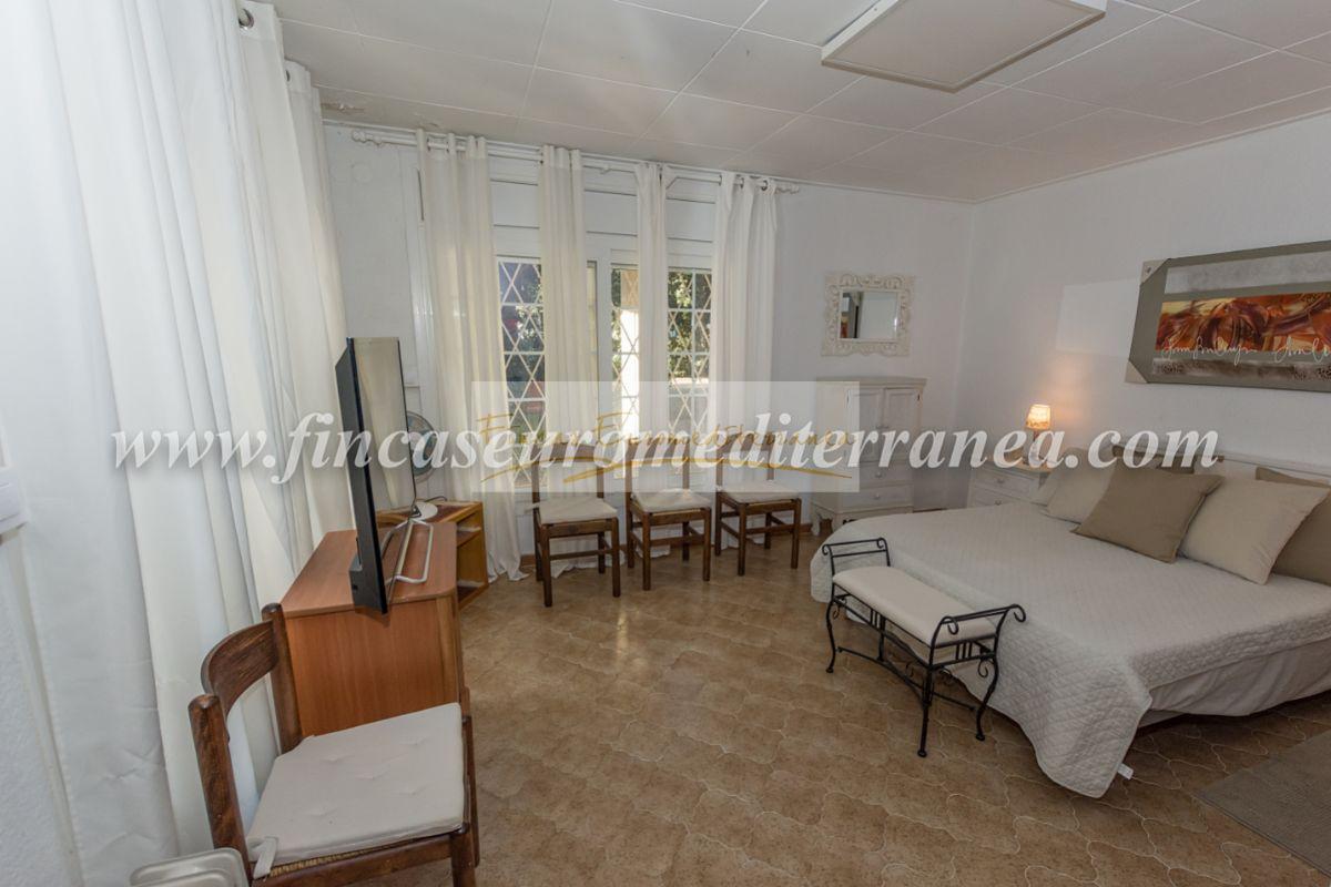 For sale of villa in Pineda de Mar