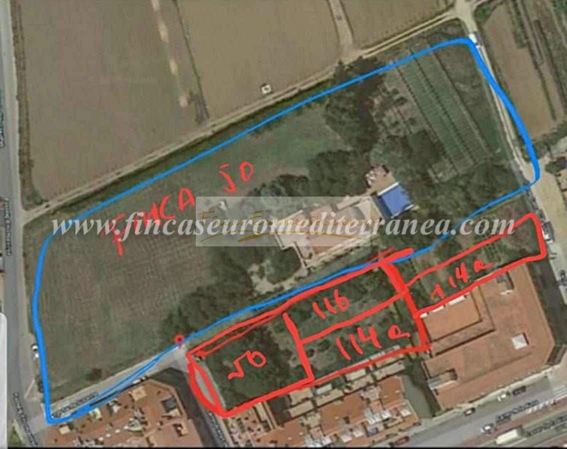 For sale of villa in Pineda de Mar