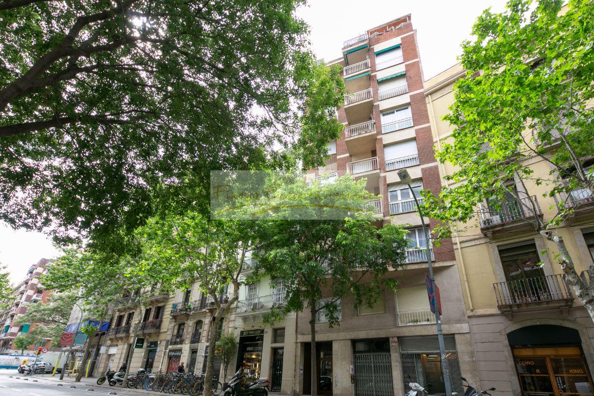 For sale of flat in Barcelona