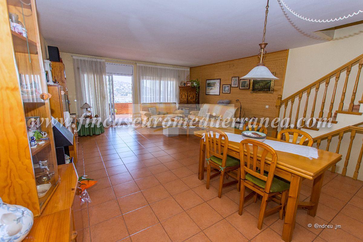 For sale of house in Teià