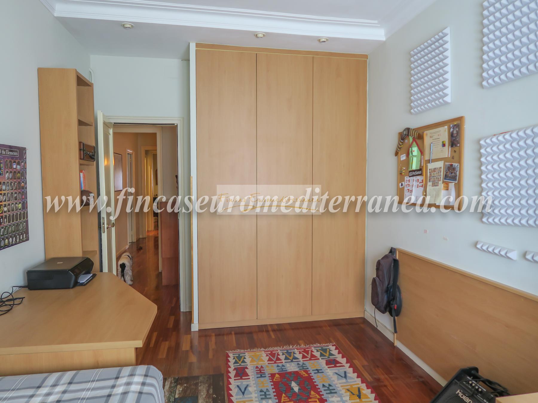 For sale of apartment in Barcelona
