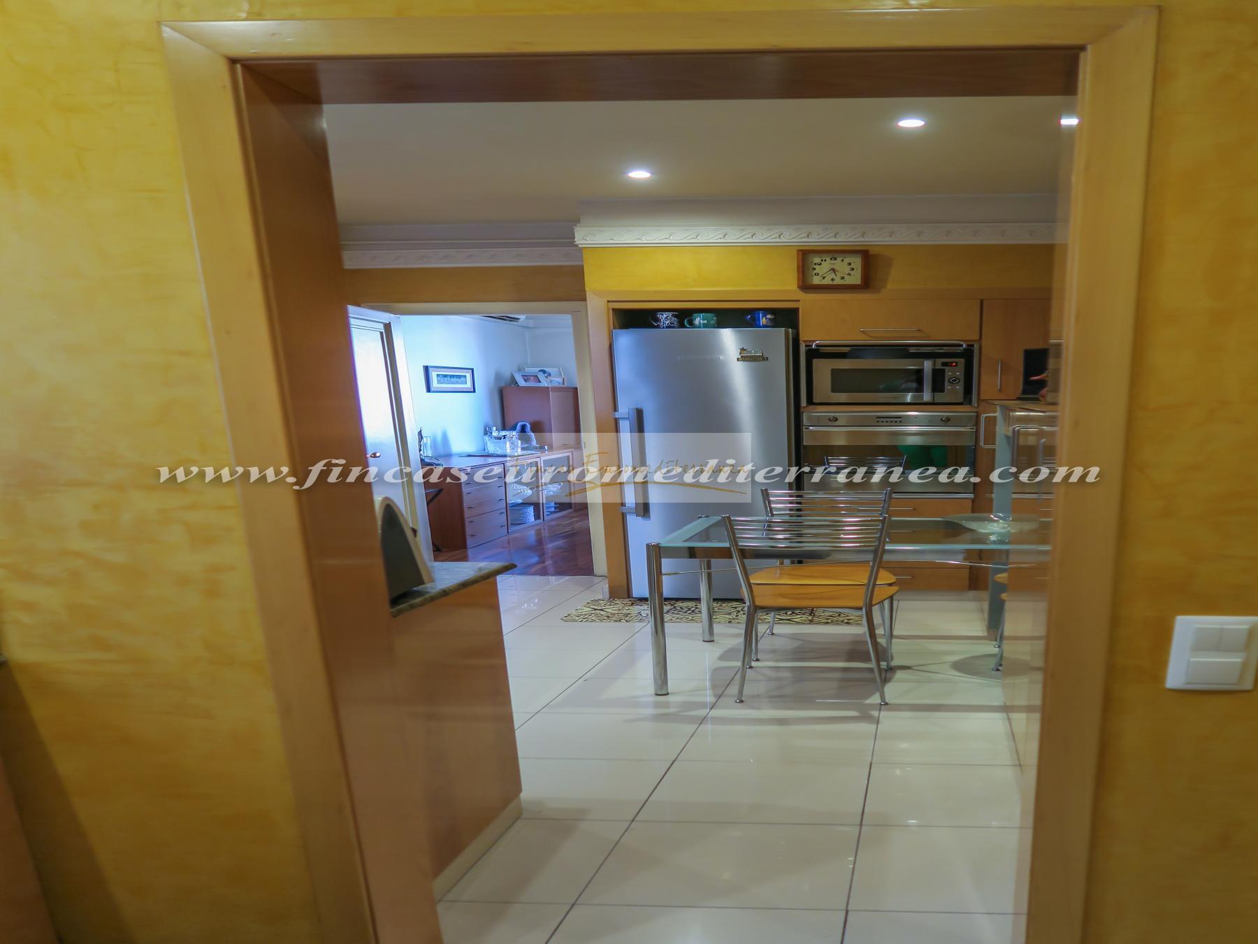 For sale of apartment in Barcelona