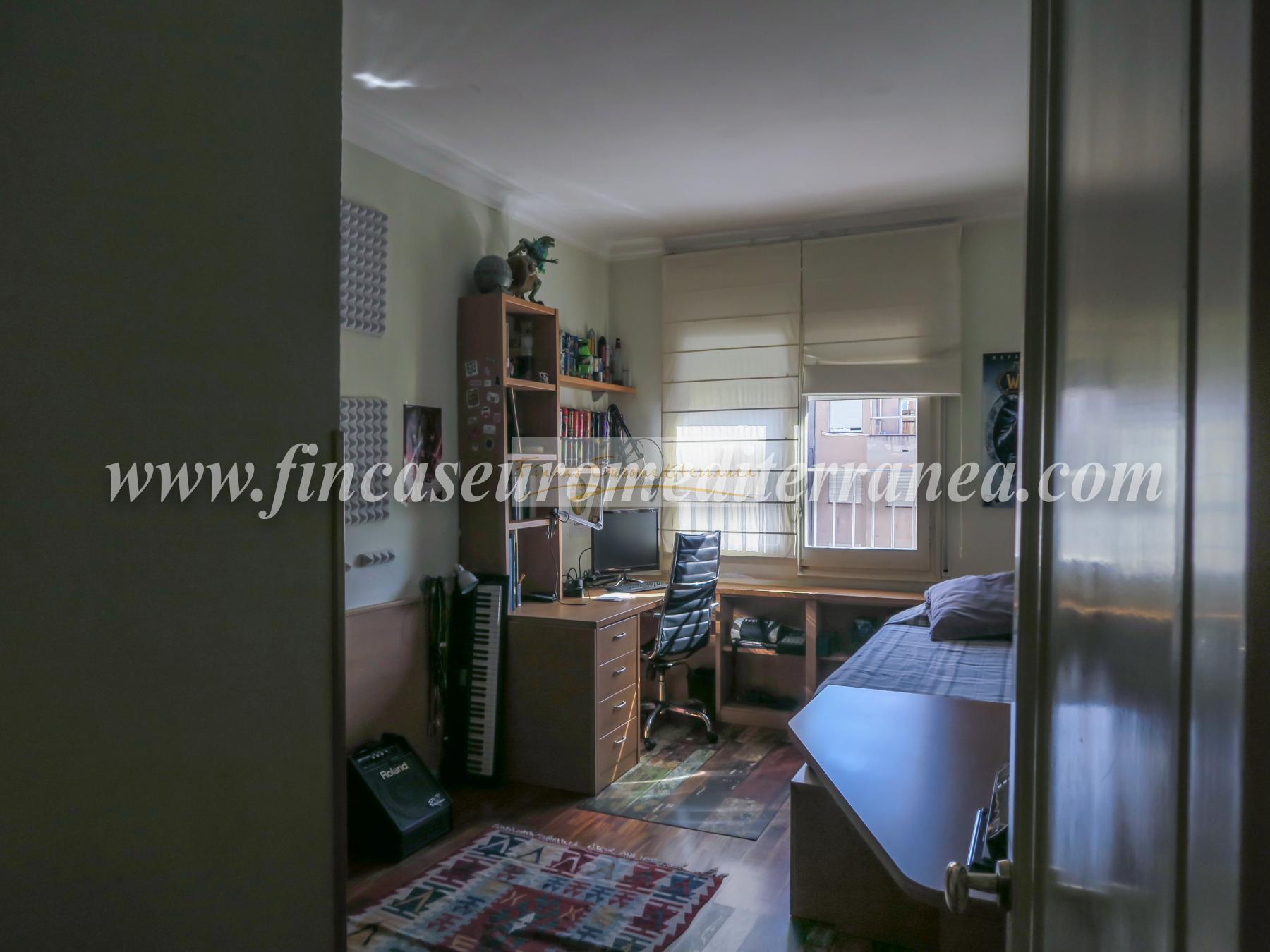 For sale of apartment in Barcelona
