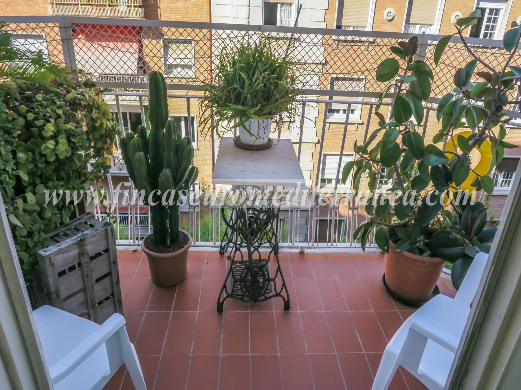 For sale of apartment in Barcelona