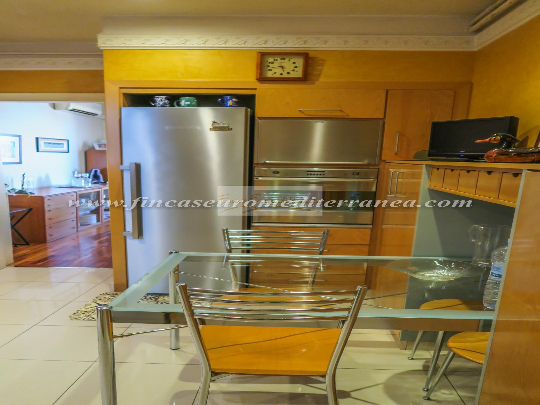 For sale of apartment in Barcelona