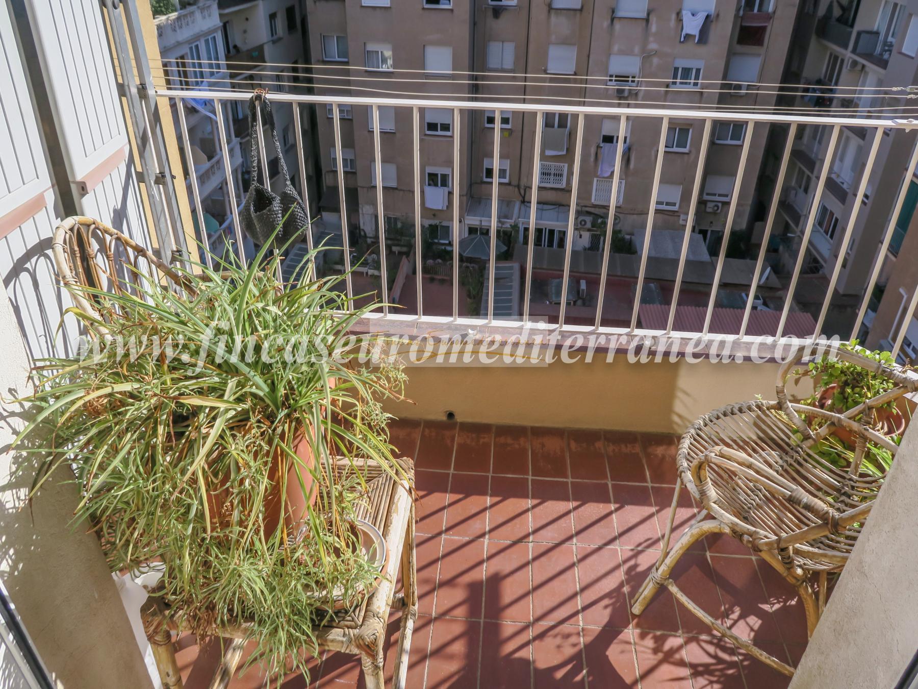 For sale of apartment in Barcelona