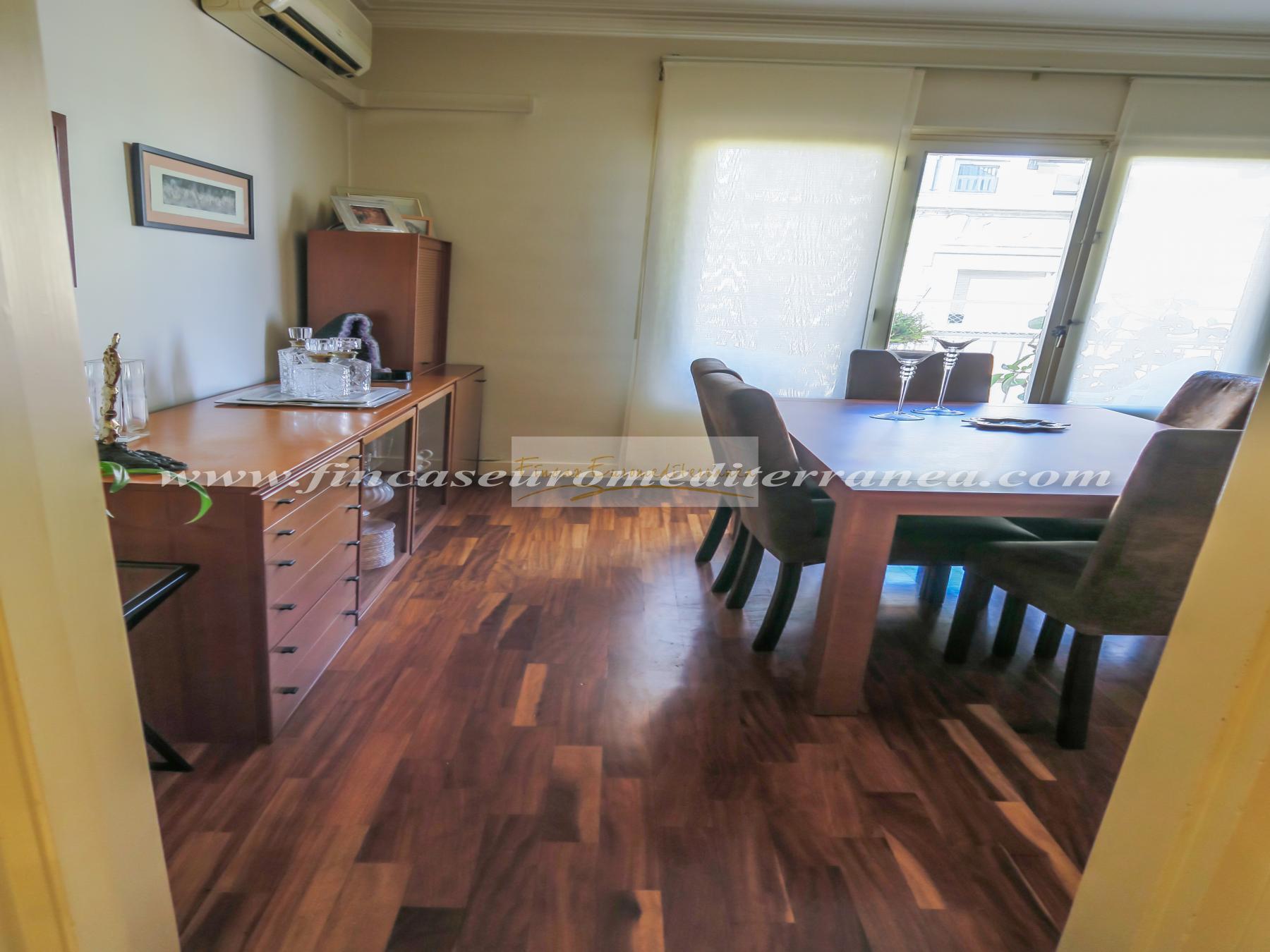 For sale of apartment in Barcelona