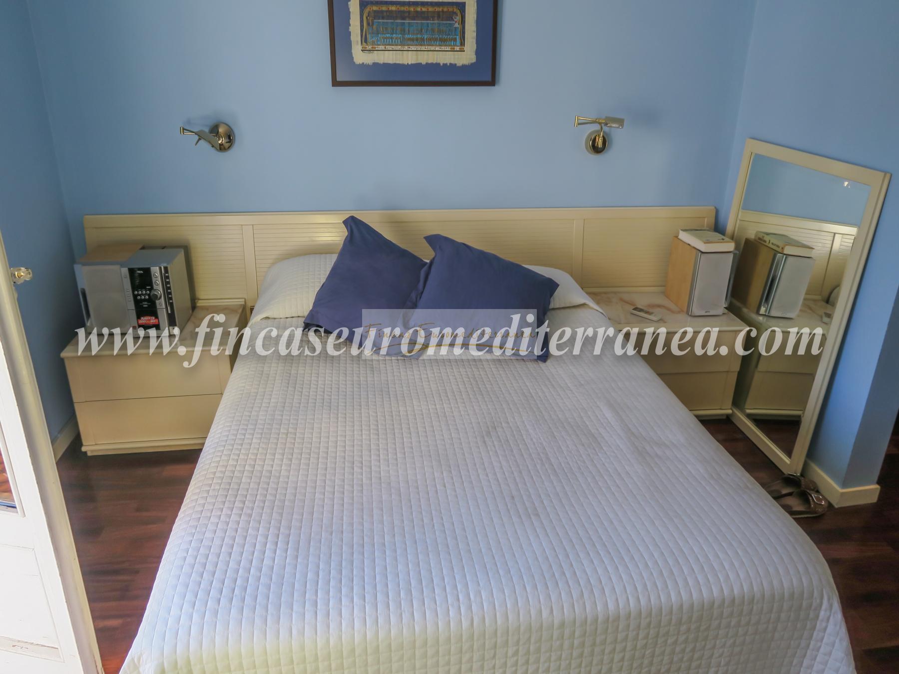 For sale of apartment in Barcelona