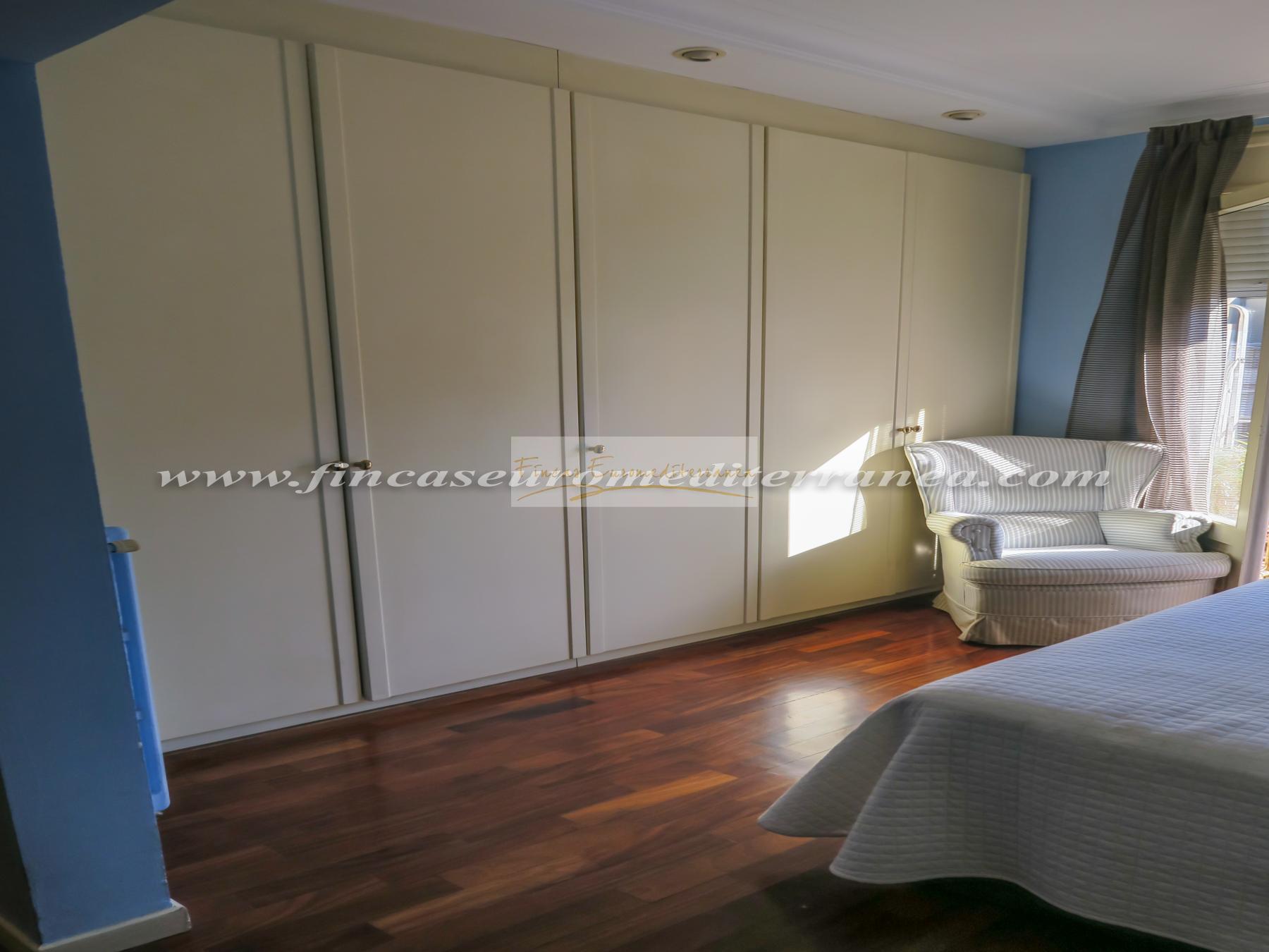 For sale of apartment in Barcelona