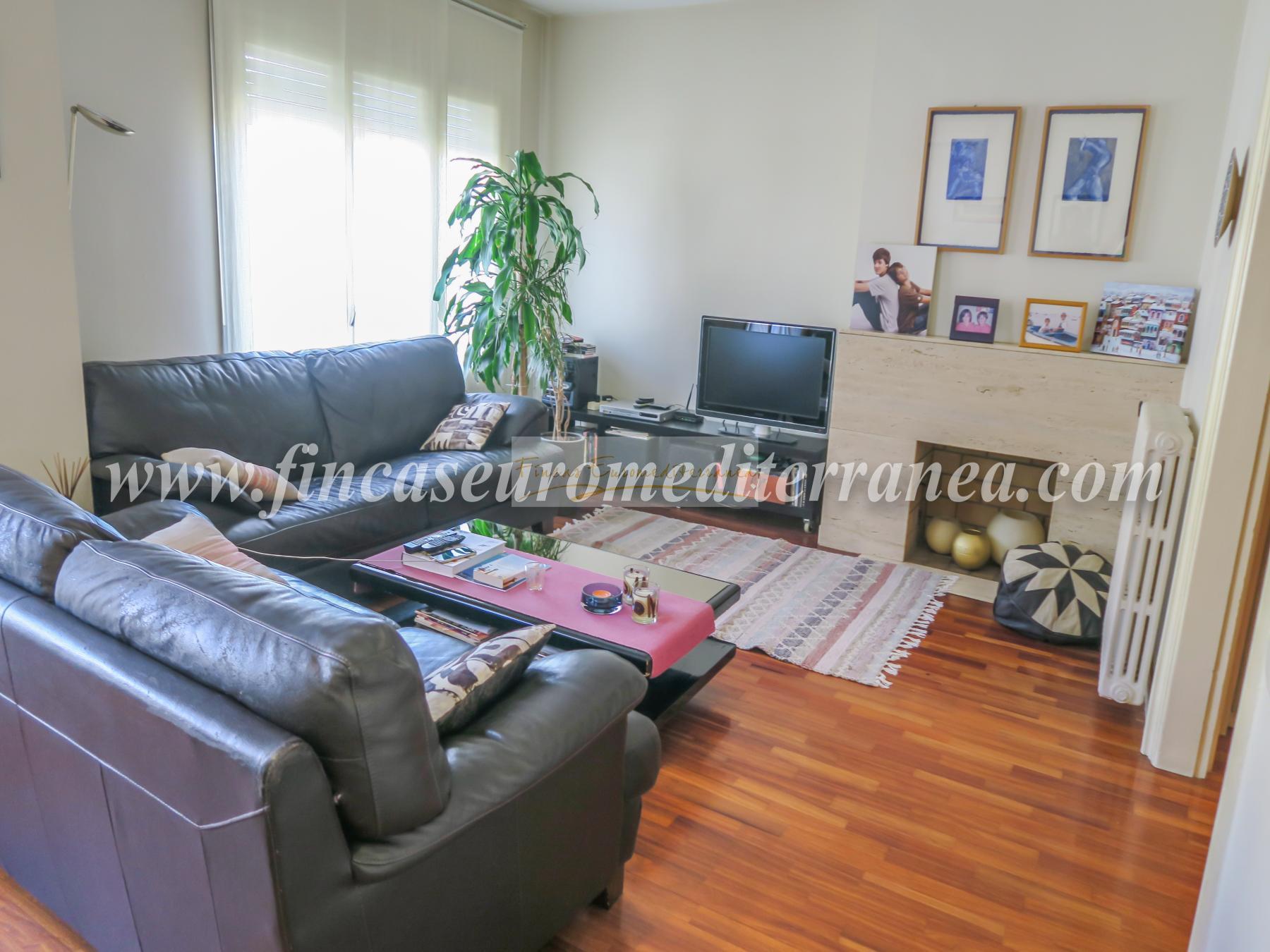 For sale of apartment in Barcelona