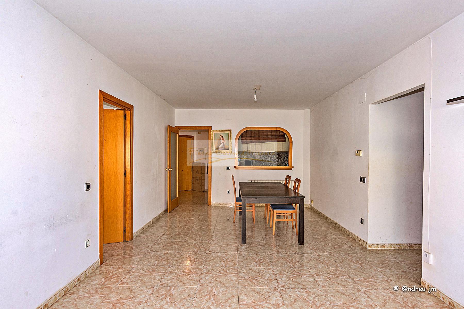 For sale of apartment in Blanes